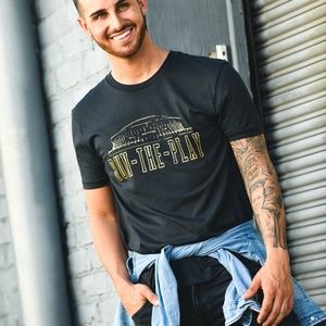 Men Black Run The Play Saints shirt